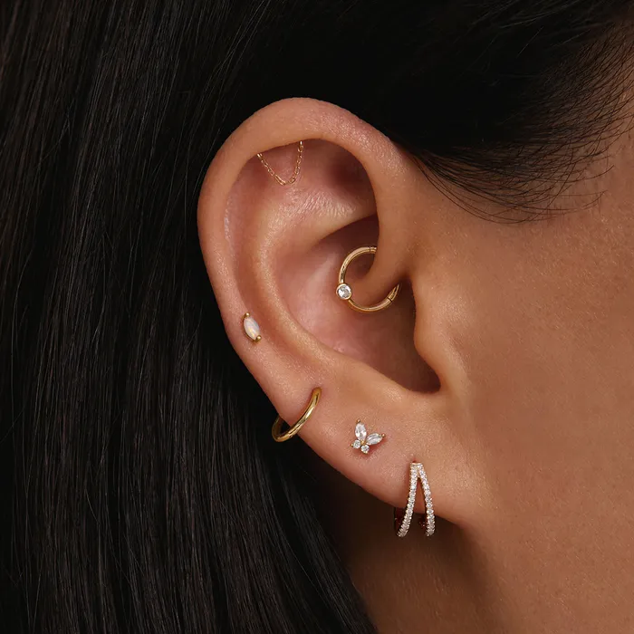 AURELIE GI BOWERY Draped Chain Threadless Flatback Earring Earrings