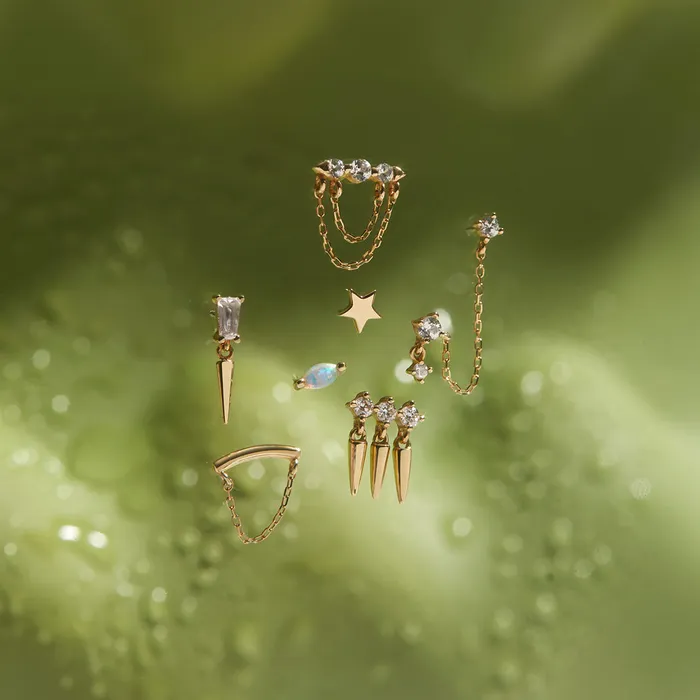 AURELIE GI BOWERY Draped Chain Threadless Flatback Earring Earrings