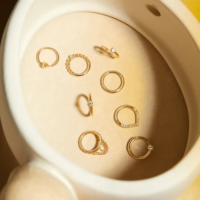 AURELIE GI LIA 8 mm Clicker Hoop Earrings