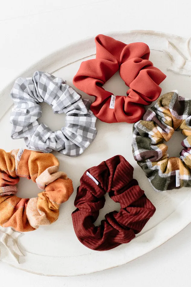 Barbays Ruby Knit Scrunchie Barbays Earrings
