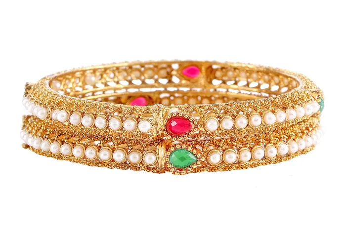 Bracelets Yellow Chimes Yellow Chimes Stone Work Moti Craftmanship Copper High Quality Gold Plated 2 Pc Traditional Bangles Set for Women and Girls 26 Bracelets Yellow Chimes Yellow Chimes Stone Work Moti Craftmanship Copper High Quality Gold Plated 2 Pc Traditional Bangles Set for Women and Girls 26