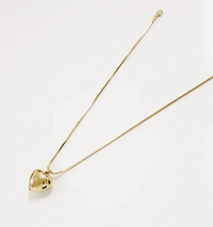 Candlewick Gift Shop Necklaces Heart Pendant Necklace Gold