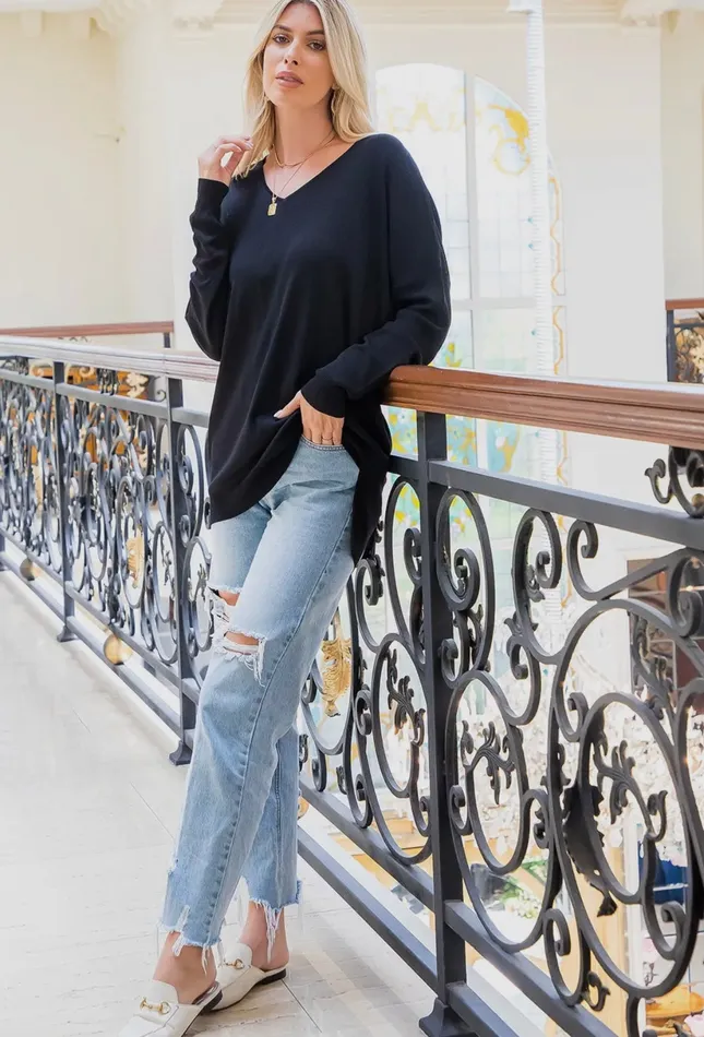 Casual Knit Pullover VNeck Top Black Sweet Lovely By Jen Rings