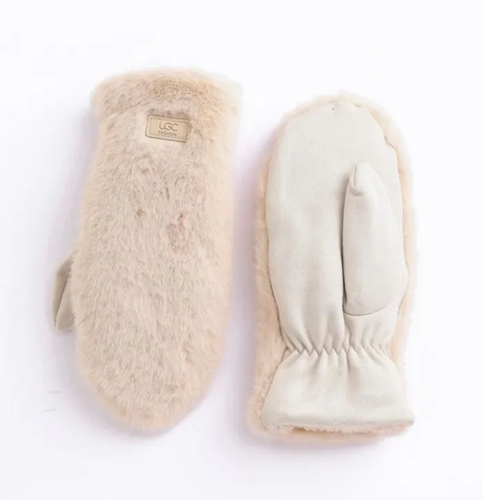 Earrings Candlewick Gift Shop Faux Fur Mittens