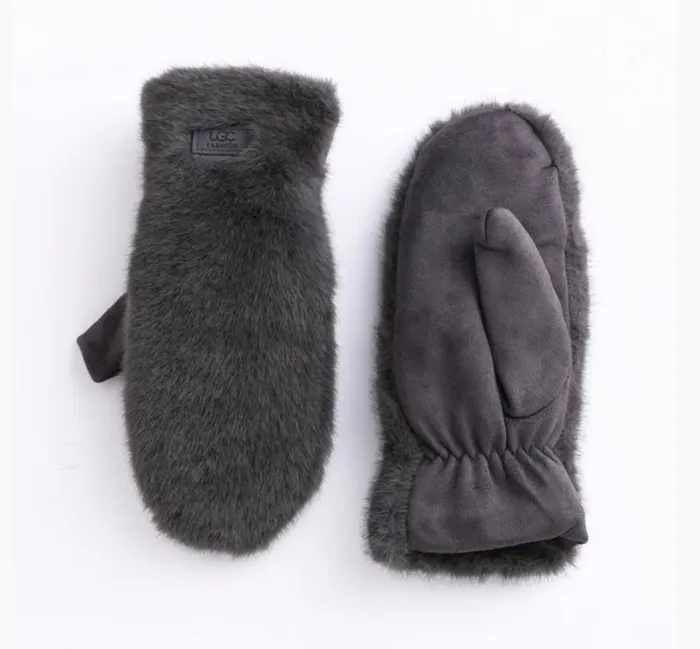 Earrings Candlewick Gift Shop Faux Fur Mittens