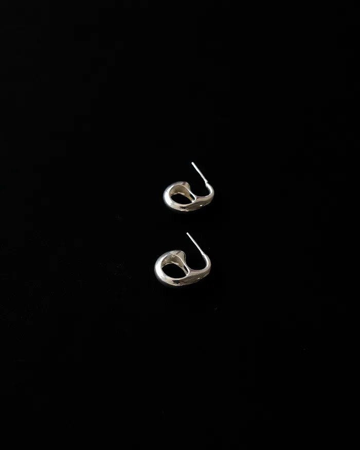 Earrings MYJN Noem CShaped Stud Earrings