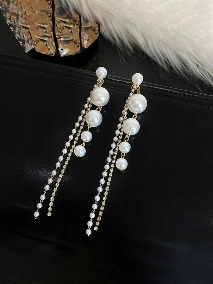 Earrings Yellow Chimes Earrings for Women and Girls Fashion White Pearl Dangler Earrings Gold Plated Long Chain Hanging Pearl Dangler Earrings Birthday Gift for Girls Women Yellow Chimes