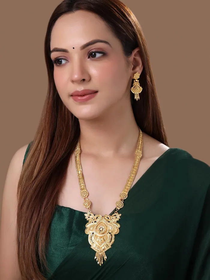 Earrings Yellow Chimes Jewellery Set for Women and Girls Gold Necklace Set for Women Gold Toned Bridal Designed Necklace Set Birthday Gift for girls and women Anniversary Gift for Wife Yellow Chimes