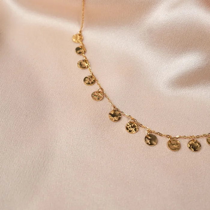 Fleur Medaillon Halskette Victoire Collection Victoire Collection Earrings