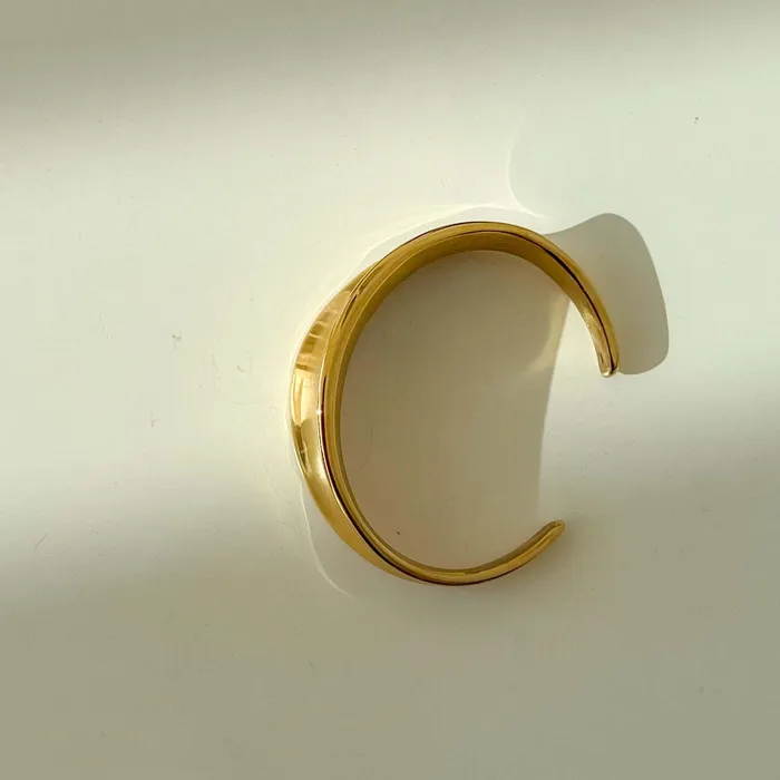Hayley Gold Cuff Biella Vintage Earrings Hayley Gold Cuff Biella Vintage Earrings
