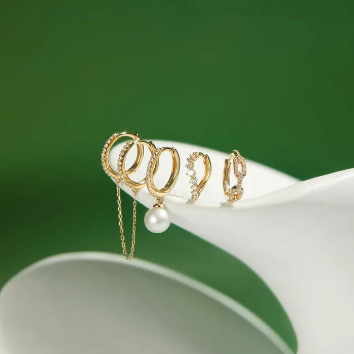 LONDON Lab Grown Diamond Chainlink Huggie Hoop AURELIE GI Earrings
