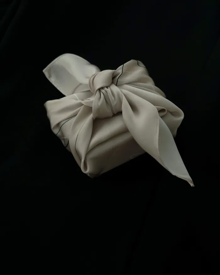 MYJN Earrings Cream Silk Scarf