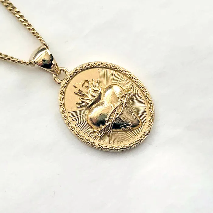 Necklaces 18k 14k gold sacred heart of jesus pendant necklace 1 carre dor