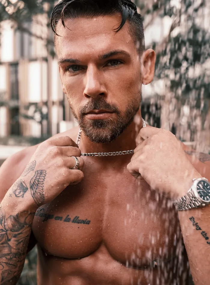 Necklaces WE ARE ALL SMITH Mens Jewelry Clothing Waterproof Mens Chain Necklace 7mm Figaro Necklace