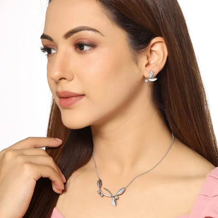 Necklaces Yellow Chimes Necklace Set For Women Silver Plated Leaf Designed Neck Chain With Leaf Designed Earring For Women and Girls Yellow Chimes