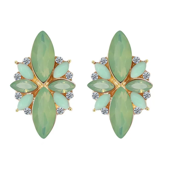 Necklaces Yellow Chimes Studded Crystal 18K Gold Plated Floral Green Stud Earrings for Women and Girls Yellow Chimes Necklaces Yellow Chimes Studded Crystal 18K Gold Plated Floral Green Stud Earrings for Women and Girls Yellow Chimes