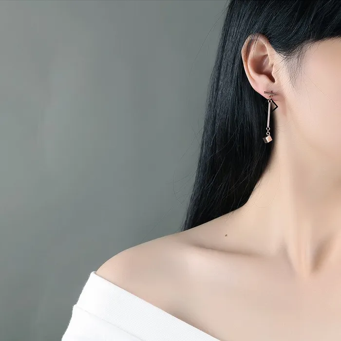 Necklaces Yellow Chimes Yellow Chimes Western Style Stainless Steel Never Fading Designer Earrings for Women Girls Rose Gold