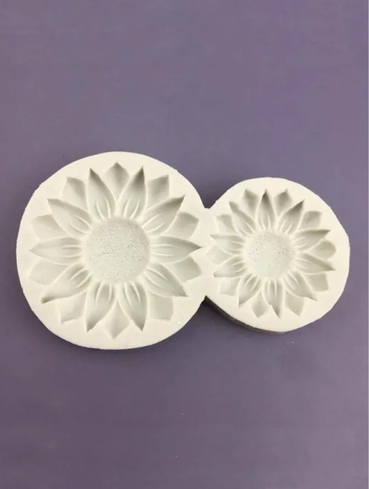 RESIN ART HUB Necklaces Dual Sunflower Shaped Silicone Mold for Candle Making