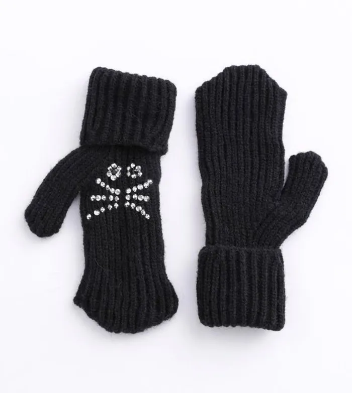 Rings Candlewick Gift Shop Black Kitten Mittens