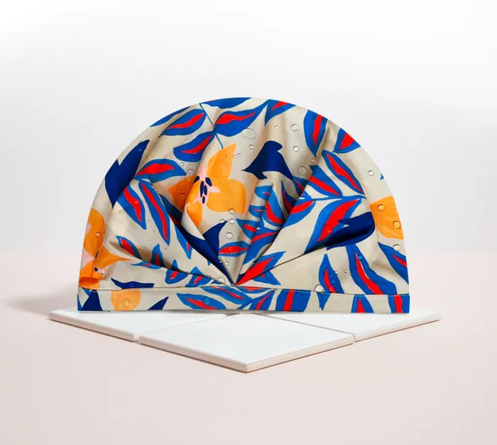 shhhower cap Earrings The Lucci