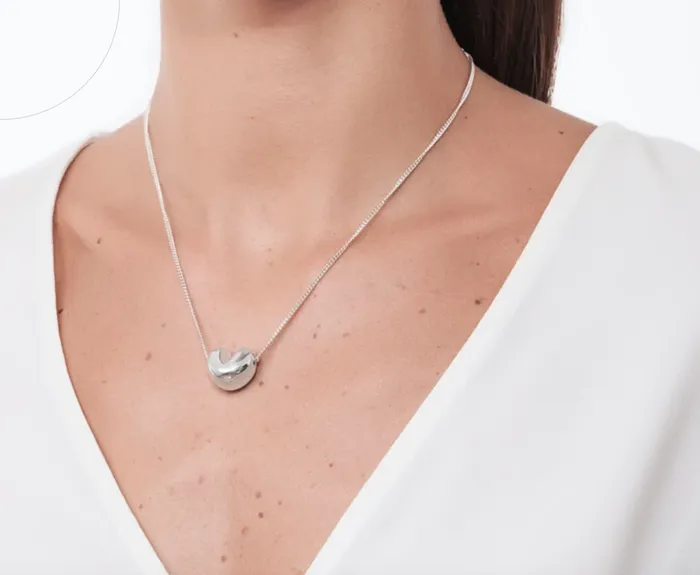 Tane Necklaces XILO PENDANT
