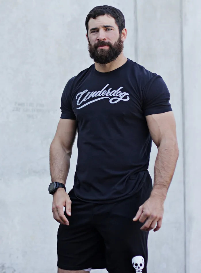 WE ARE ALL SMITH Earrings Underdog Short sleeve tshirt