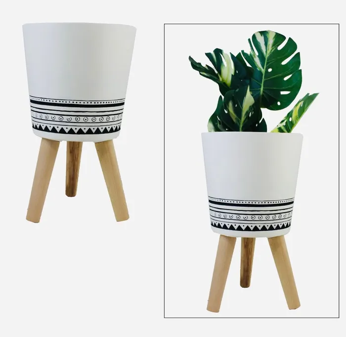 White Black Design Planter Pot wLegs Splash Rings