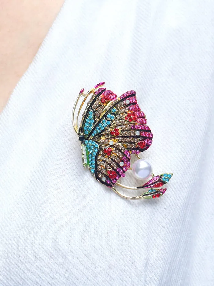 Yellow Chimes Brooch for Women Butterfly Shaped Brooch Fashionable Brooch for Girls and Women Multicolor1 Yellow Chimes Necklaces