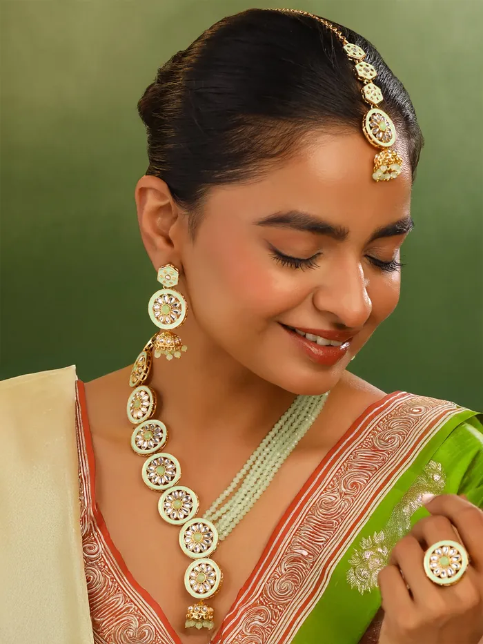 Yellow Chimes Earrings Traditional Gold Plated Necklace Set with SemiPrecious Beads 41 cm Green Womens Jewellery Set