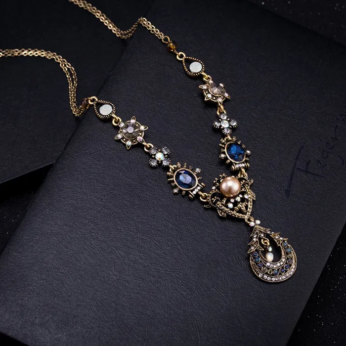 Yellow Chimes Indian Fusion Statement Necklace for Women and Girls Yellow Chimes Necklaces