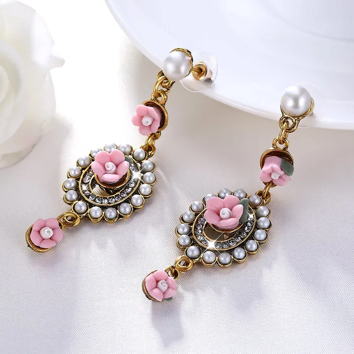 Yellow Chimes Moxie Collection Dangling Flower Earrings for Women and Girls Pink Yellow Chimes Necklaces