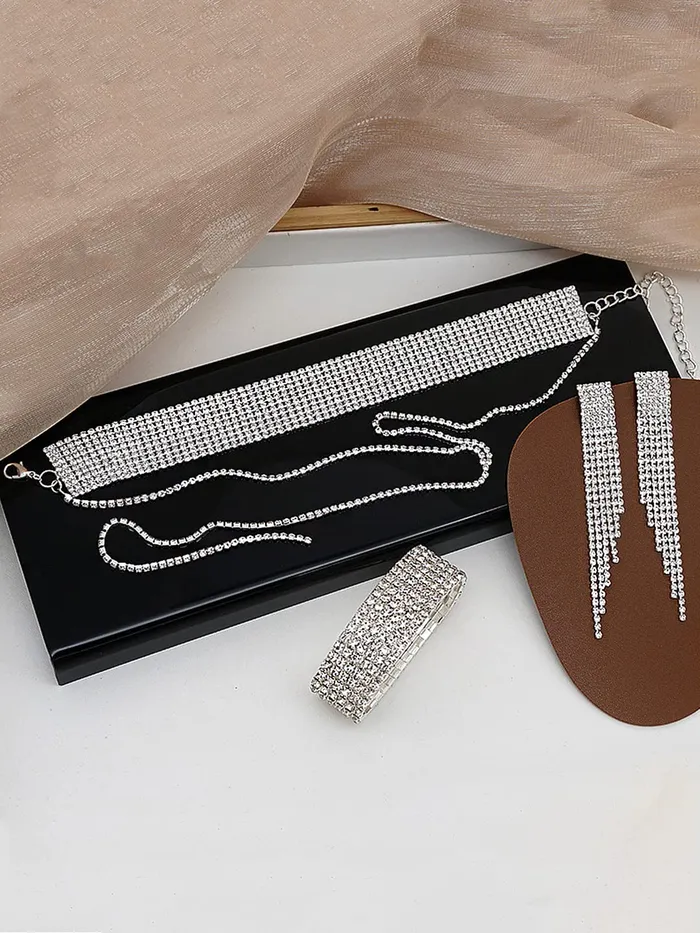 Yellow Chimes Necklaces Yellow Chimes Crystal Jewellery Set for Women Silver Plated White Crystal Necklace Set With Bracelet Jewellery Set For Women and Girls