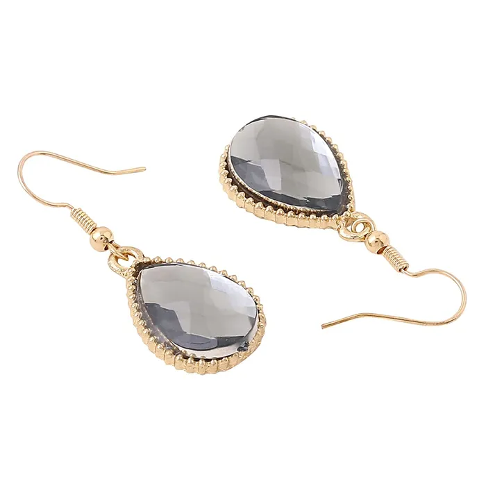 Yellow Chimes Necklaces Yellow Chimes Jewellery Set For Women Gold Toned Black Oval Shaped Crystal Studded Necklace Set With Earring For Women and Girls