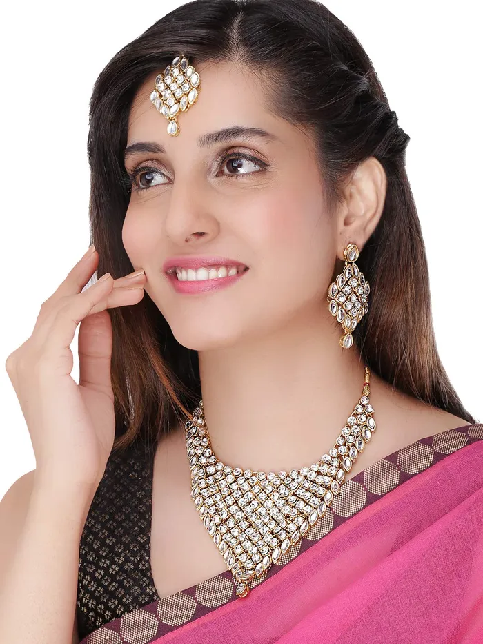 Yellow Chimes Necklaces Yellow Chimes Stylish Kundan Dulhan Jewellery Set Gold Plated Traditional White Choker Bridal Necklace Set for Women Girls