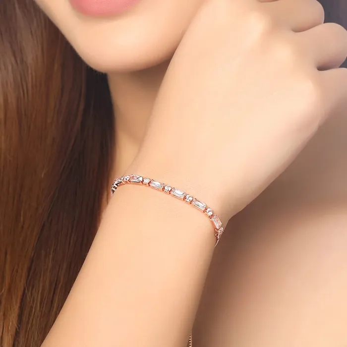 Yellow Chimes Women Crystal Bracelets Rose Gold Plated Bracelets For Women Rose Gold CZ Crystals Bracelet For Woman Birthday Gift for Girls Women Anniversary Gift for Wife Yellow Chimes Necklaces