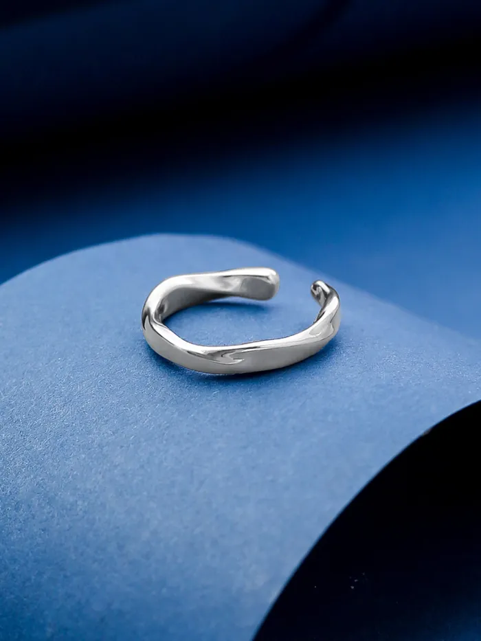 Yellow Chimes Yellow Chimes Rings for Men and Boys Fashion Mens Silver Stainless Steel Band Ring Finger Ring for Boys Accessories for Men Birthday Gift for Boys Anniversary Gift for Husband Necklaces