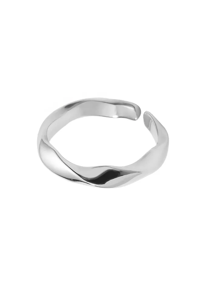 Yellow Chimes Yellow Chimes Rings for Men and Boys Fashion Mens Silver Stainless Steel Band Ring Finger Ring for Boys Accessories for Men Birthday Gift for Boys Anniversary Gift for Husband Necklaces